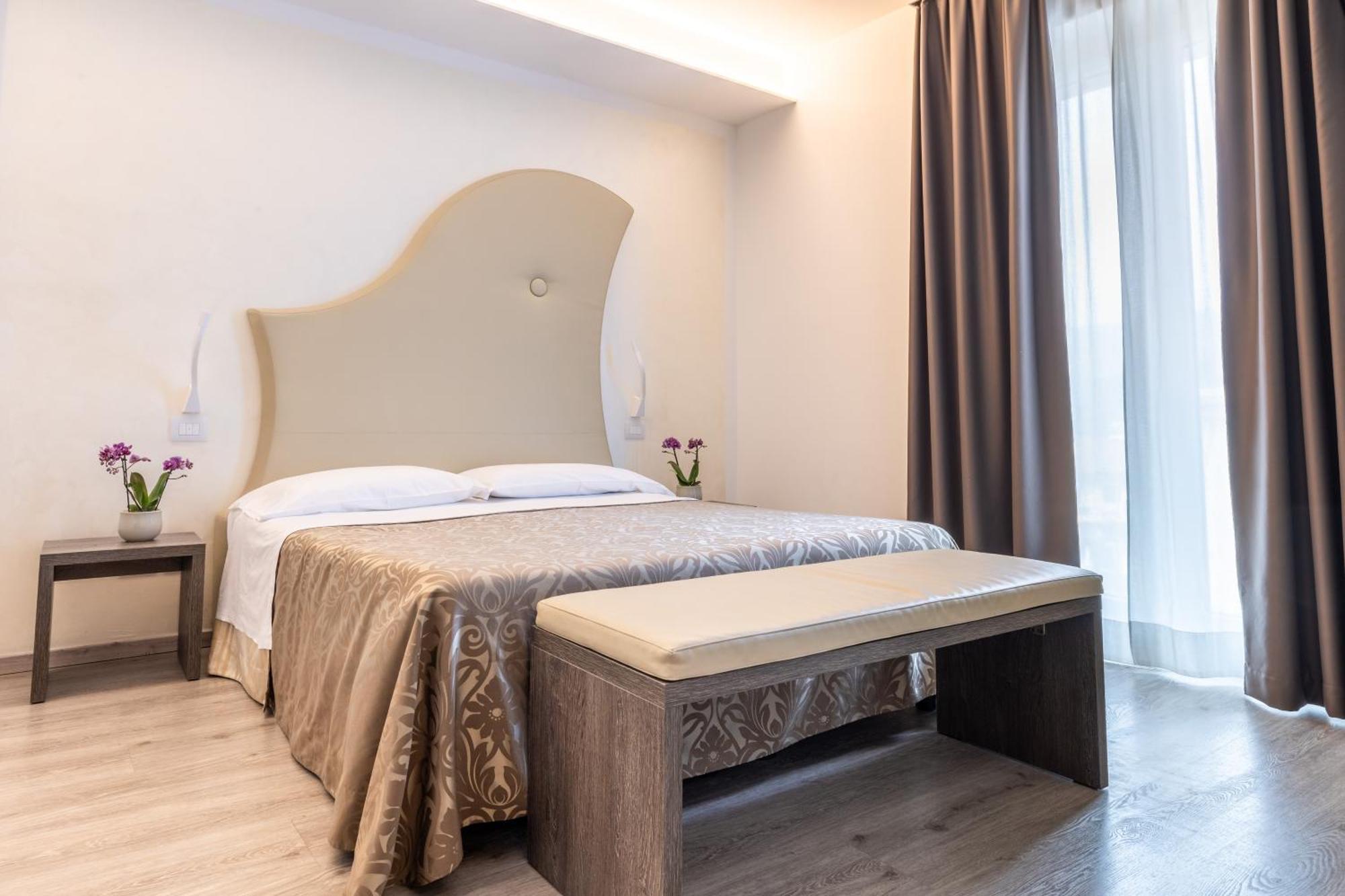 Hotel Italia Garda  Værelse billede